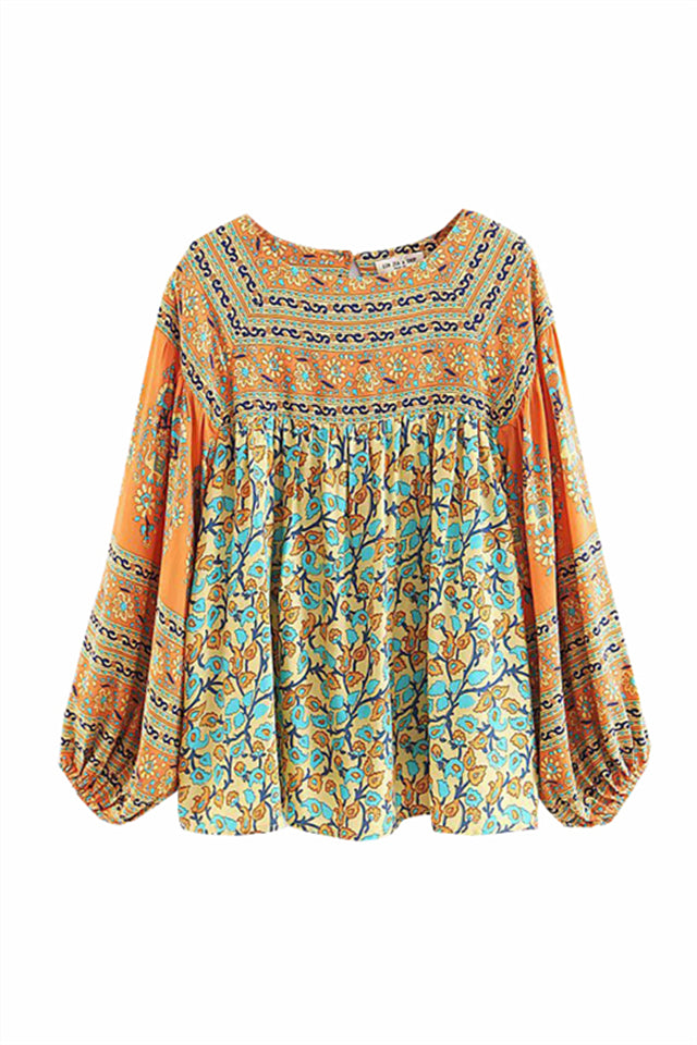 Mini Boho Kimono worn by Beth Dut­ton